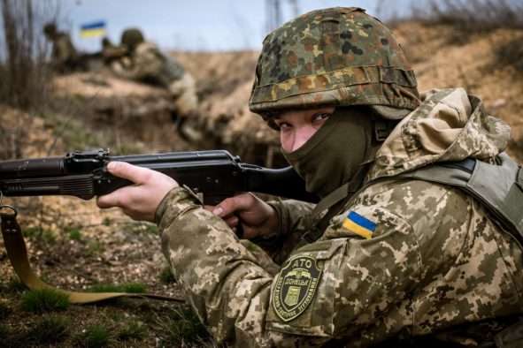 Українські бійці знешкодили дев’ятьох окупантів на Донбасі 