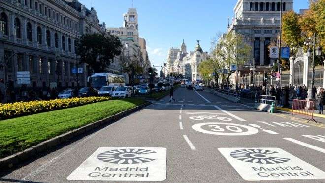 У Мадриді заборонили рух старих автомобілів у центрі міста