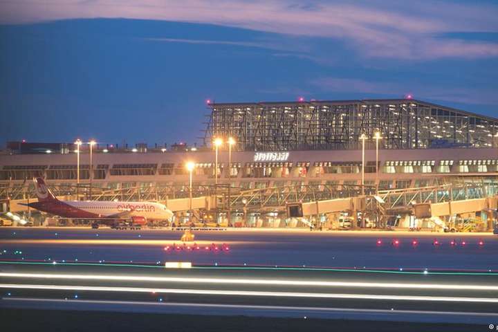 У Німеччині посилили заходи безпеки в аеропортах через загрозу терактів