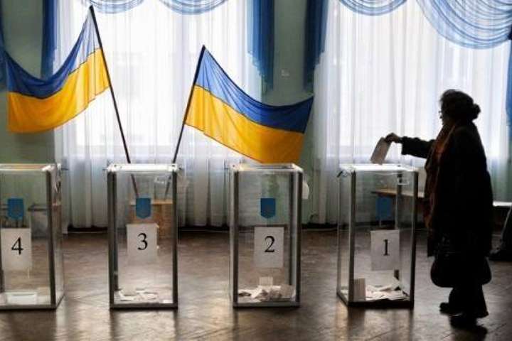 Суд відмовив у задоволенні позовів до ЦВК щодо закриття виборчих дільниць в РФ