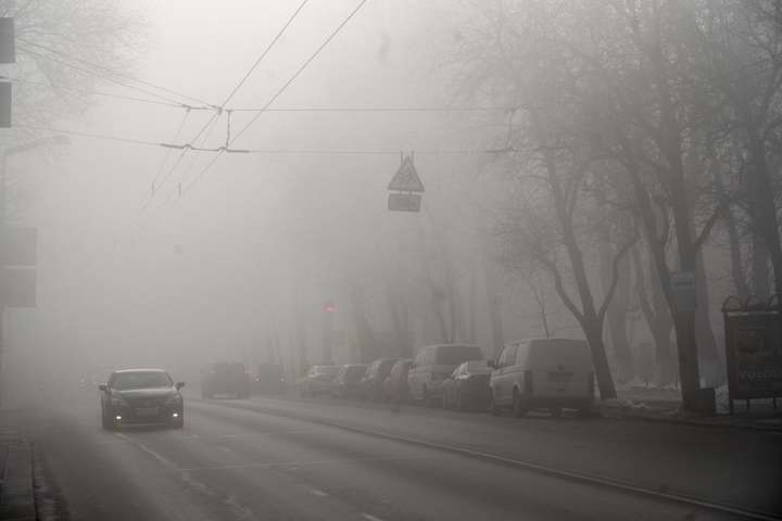 Новий робочий тиждень у столиці розпочнеться з туману