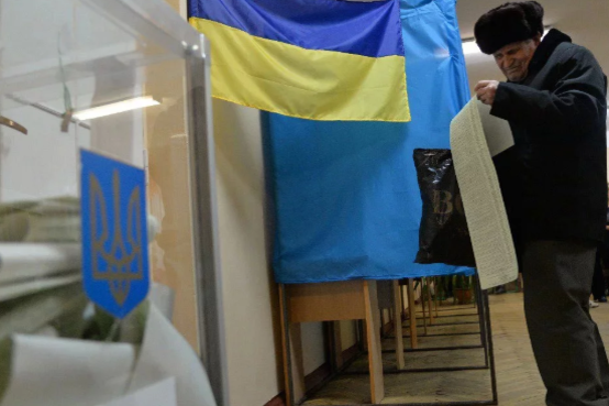 Чубаров сказав, скільки кримчан будуть голосувати на материковій Україні 