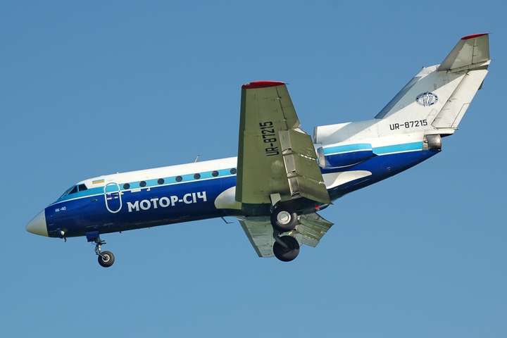 Авіасполучення відновлено: «Мотор Січ» запускає регулярні рейси Київ-Ужгород