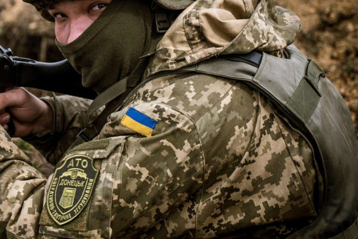 Бойовики сьогодні двічі обстріляли українських бійців