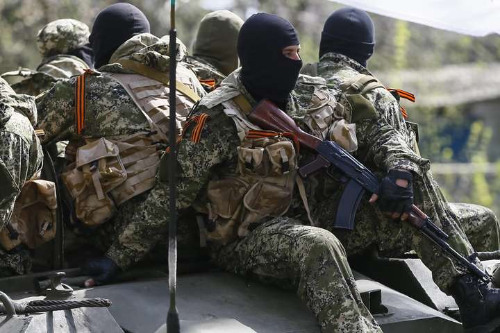 Окупанти на Донбасі відпрацьовують активні наступальні дії