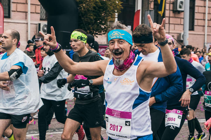 Чотири рекорди і 17 тисяч бігунів: у Києві відбувся ювілейний міжнародний марафон