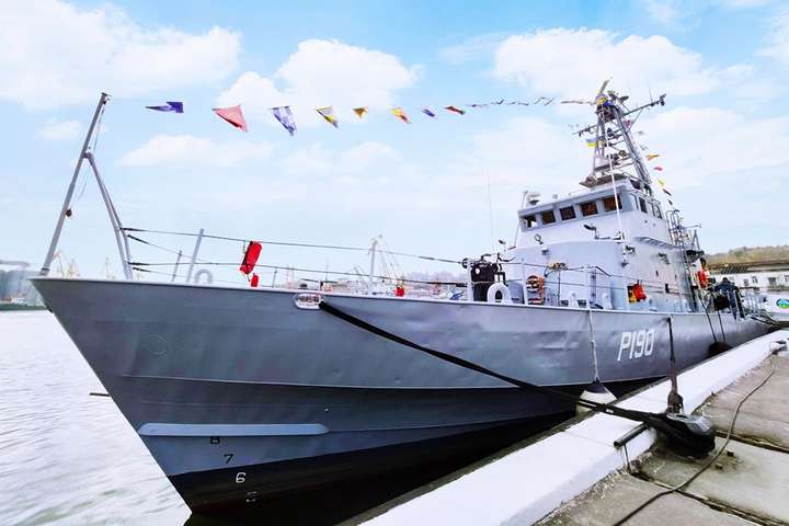 Два американські патрульні катери включили до складу Військово-морських сил Збройних сил України