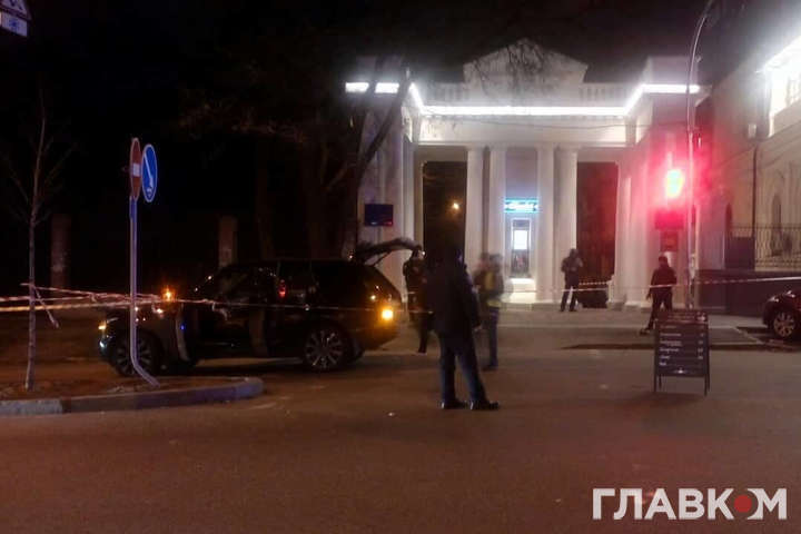 Затримано двох підозрюваних у вбивстві дитини бізнесмена у центрі Києва