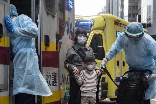 У Гонконгу через коронавірус закривають всі школи
