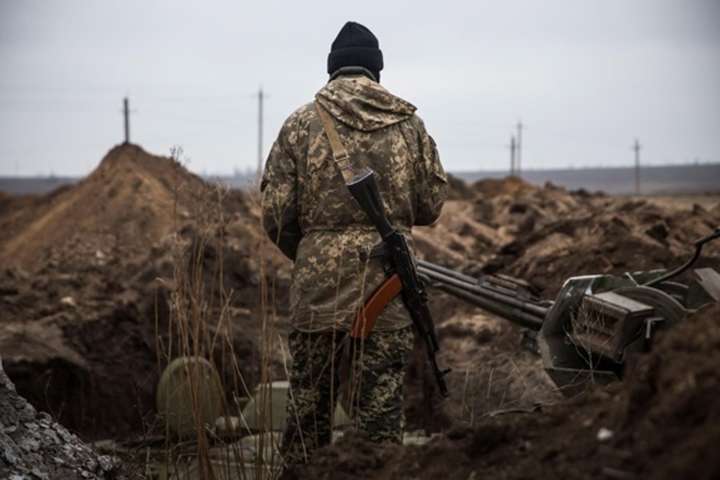 Наступ бойовиків на Луганщині завершився: один військовий загинув, четверо поранені