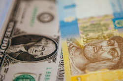 Нацбанк різко послабив гривню: курс валют на 11 березня 