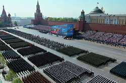 Куди Сталін, туди й Путін: навіщо Кремлю потрібен військовий парад