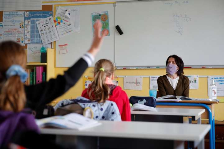 «Готові йти на ризики»: у МОЗ розкрили особливості роботи шкіл з 1 вересня
