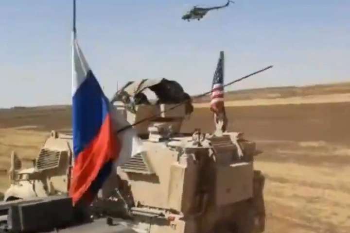 У Сирії російські військові протаранили американський автомобіль