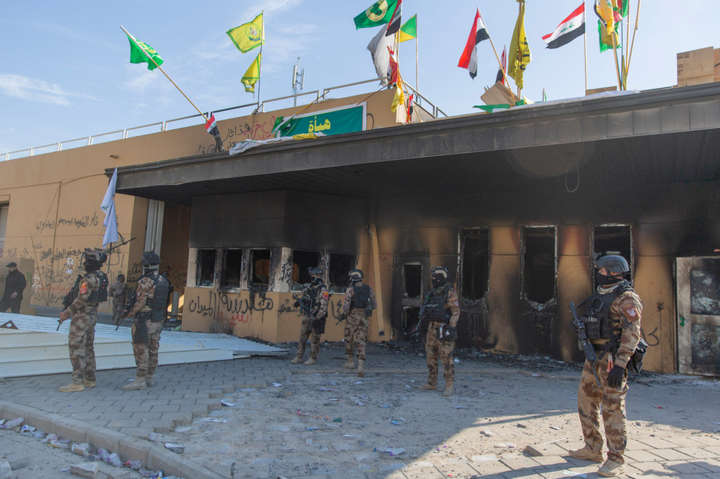США можуть закрити посольство в Іраку через ракетні напади