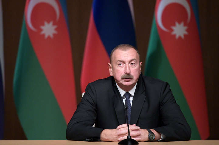 Президент Азербайджан заявив про взяття під контроль семи сіл у Карабаху