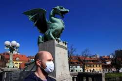 Словенія через коронавірус ввела комендантську годину і заборону на пересування між регіонами