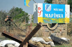 Окупанти обстріляли позиції українських військових поблизу Мар'їнки