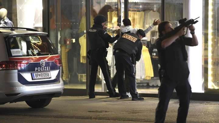 Теракт у Відні: поліція уточнила кількість жертв і поранених