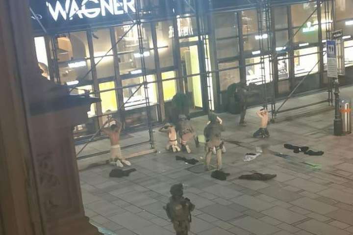 Поліція затримала чотирьох терористів в центрі Відня, – ЗМІ