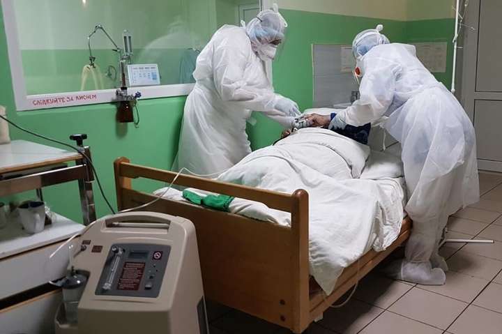 На Київщині коронавірусні лікарні завантажені на 60%