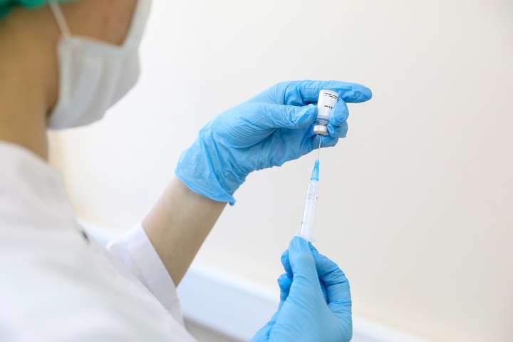  pfizer ��� ������� ���� biontech ������� ����� 300 