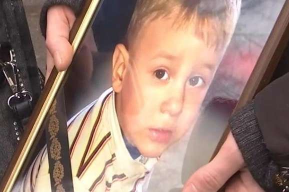 Смерть дворічного хлопчика в київській лікарні: хірург постане перед судом