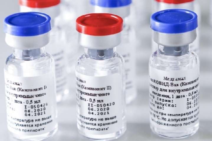 Росія знайшла у Європі покупця своєї вакцини проти Covid-19