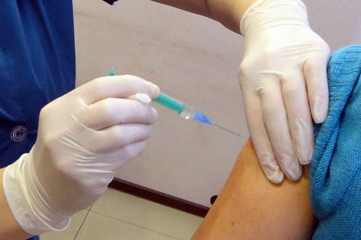 У Бельгії після вакцинації побічні ефекти лише у десятьох з 35 тисяч, – вірусолог