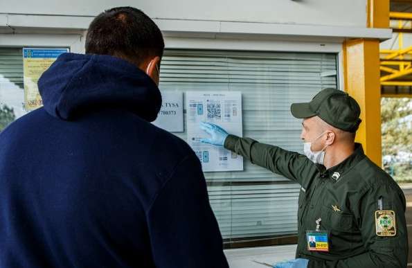 Прикордонники розповіли, кого пускатимуть в Україну без ПЛР-тесту 