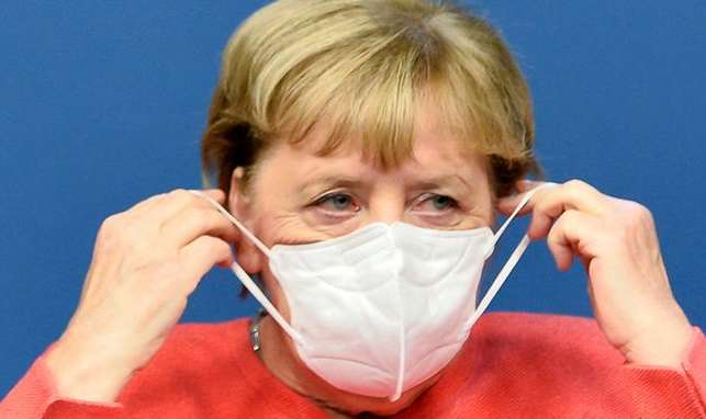 Колосальні збитки. Меркель заявила про різкий сплеск коронавірусу в ЄС