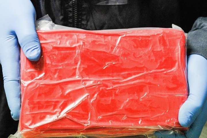 Поліція Гонконгу вилучила рекордні 700 кг кокаїну