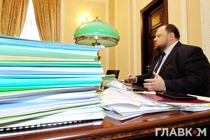Стефанчук пообіцяв, що Зеленський підпише закон про референдум – вже не має права ветувати