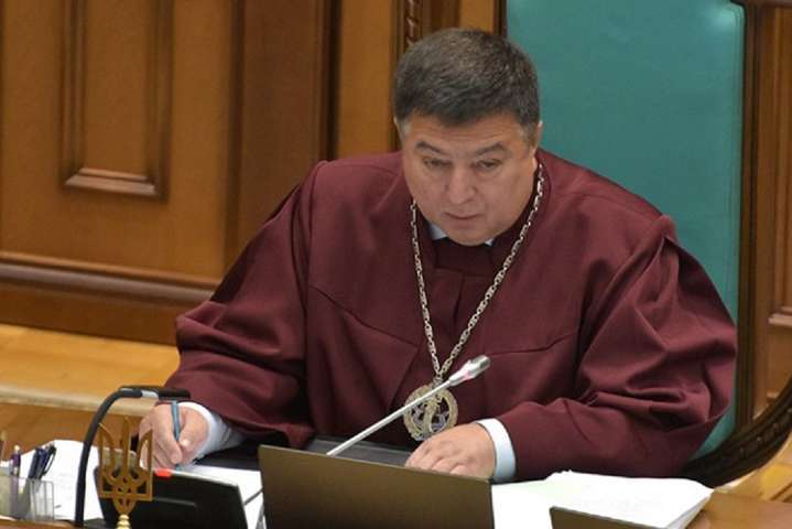 Тупицького не пустили на засідання Конституційного суду, яке він сам скликав
