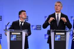Як потрапити до НАТО: три горішки для України
