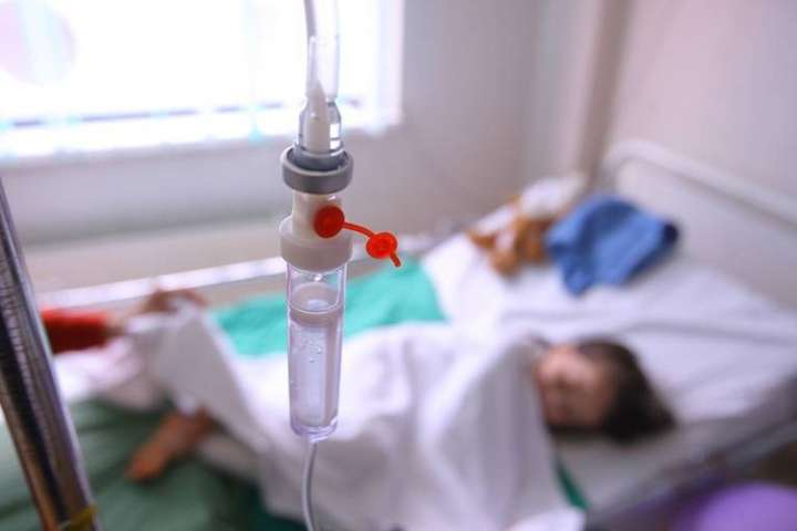На Чернігівщині четверо дітей потрапили в реанімацію з отруєнням
