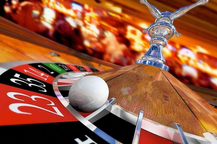 Азартні ігри: перший легальний стіл з рулеткою з'явиться у столичному готелі 