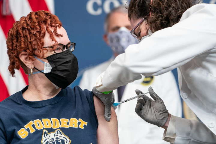 США повністю вакцинували від коронавірусу 100 мільйонів людей