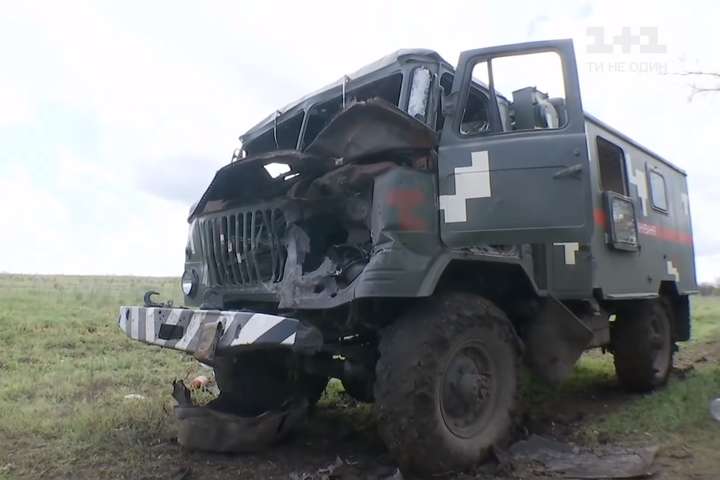 Бойовики обстріляли машину саперів поблизу Гранітного
