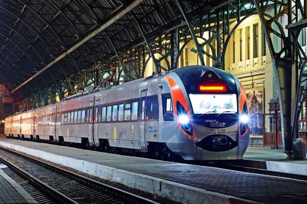 «Укрзалізниця» запускає потяг, який поєднає три туристичні регіони
