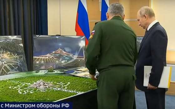 Залізна зірка під Москвою. Шойгу показав Путіну макет велетенського музею війни 