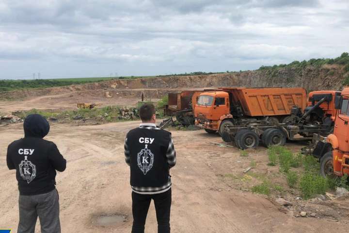СБУ викрила збитки на 280 млн грн. Підприємство незаконно видобувало граніт