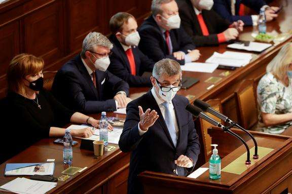 Парламент Чехії не зміг винести вотум недовіри прем'єру Бабішу
