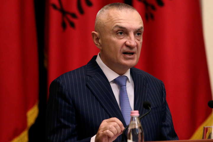 Президенту Албанії оголосили імпічмент