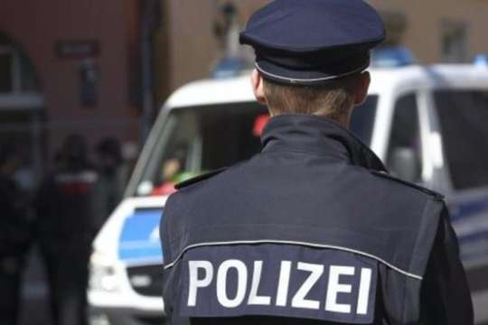 У Німеччині чоловік із ножем напав на людей на вулиці