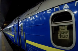«Укрзалізниця» потрапила у скандал через новий «елітний» потяг Київ-Одеса