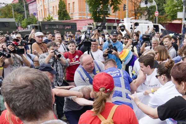 Поліція Києва два роки зберігає фекалії, вилучені у противників Маршу рівності 
