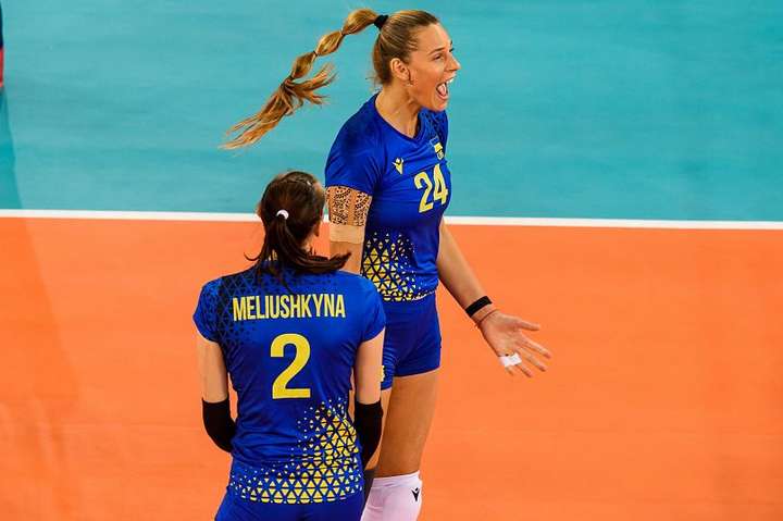 Жіноча збірна України з волейболу вийшла в плей-оф чемпіонату Європи