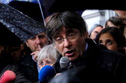  Карлеса Пучдемона затримали в Італії за постановою Верховного суду Іспанії 