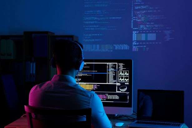 СБУ за жовтень нейтралізувала понад 50 кібератак на держоргани